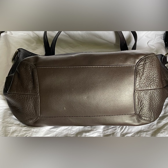 The Sak Brown Leather Shoulder Bag with Double Handles - Picture 8 of 8